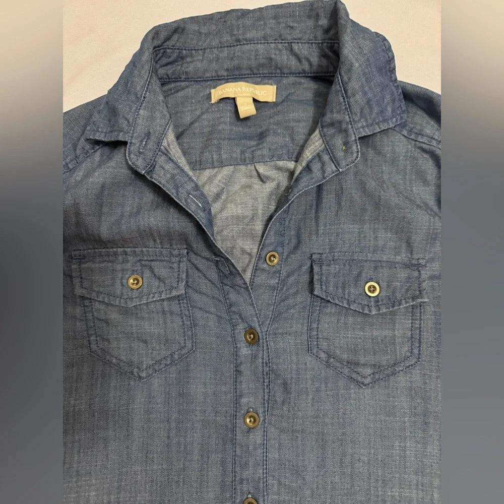 Banana Republic Chambray Blue Denim Shirt Dress Metal Buttons 100% Lyocell